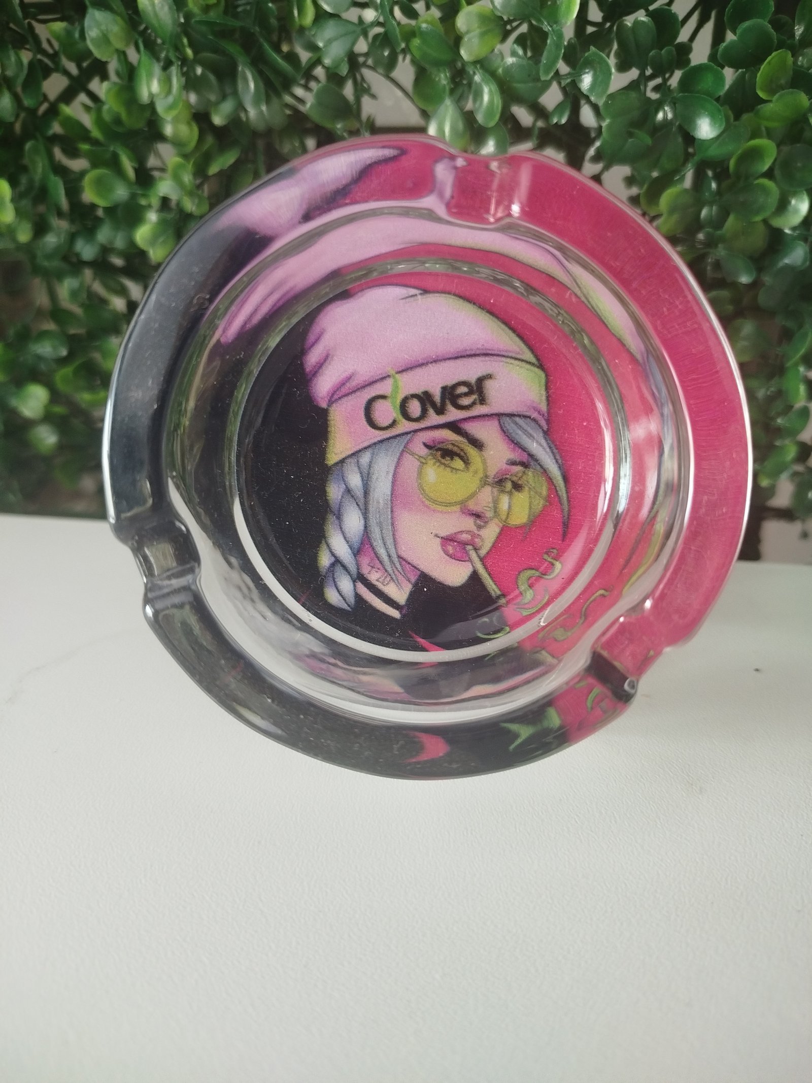 Cinzeiro vidro Clover V|